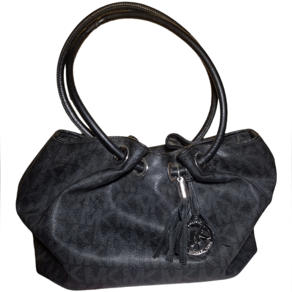 Michael Kors Signature Ring Tote Bag